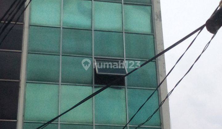 Ruko 4 Lantai, Siap Pakai, Strategis, Harga di Bawah Pasaran, di Jl Raya Saharjo, Tebet 3