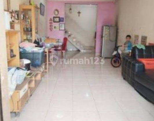 Rumah 2 Lantai Siap Huni, Bebas Banjir 1