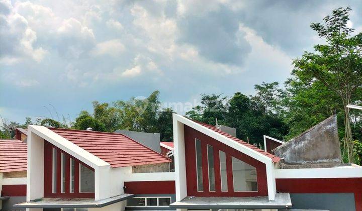 Rumah 2 Lantai Baru SHM di Pakis, Malang, Dekat Bandara 2