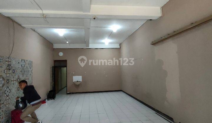 Ruko 3 Lantai Mainroad Taman Holis Indah1 Bandung 2