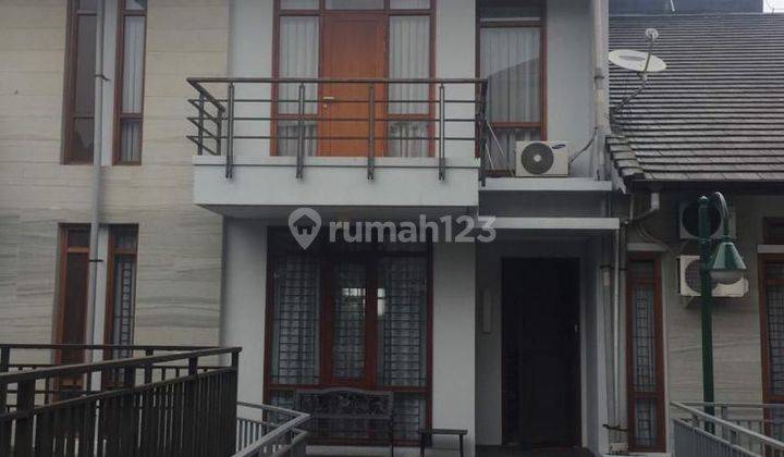 Rumah Town House Mewah 3 Lantai Istana Pasteur Bandung  Dekat Akses Tol Pasteur 1