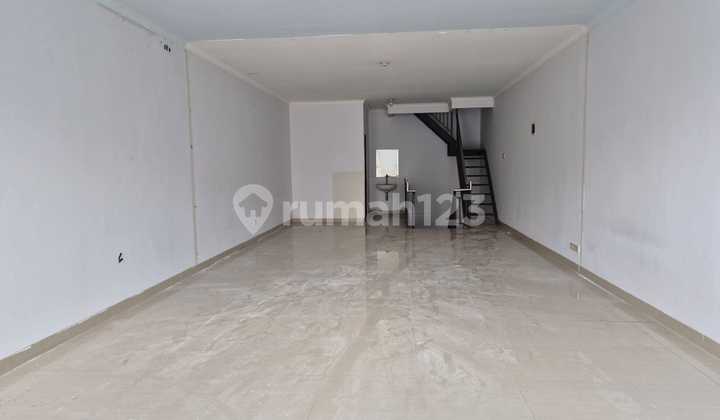 Holis Regency Row House Ready to Occupy. Good Condition. 24-Hour Security. 2