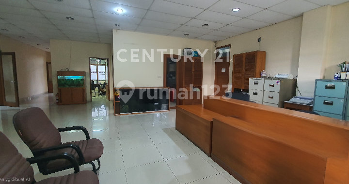 Jarang Ada Rumah Kantor Bagus di Mainroad Supratman Bandung