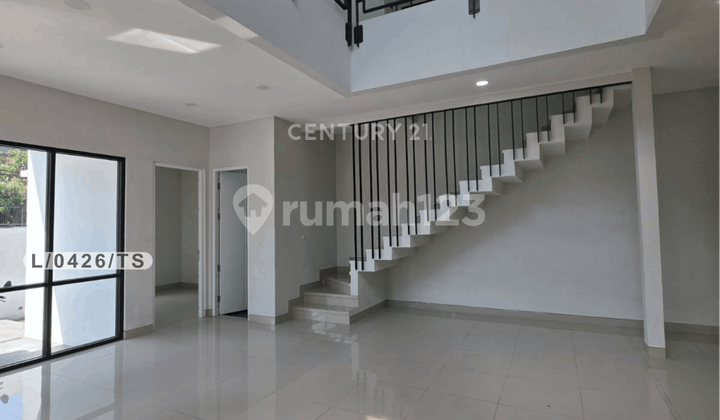 Rumah Baru 2 Lantai Posisi Hoek Siap Huni di Taman Holis Indah Bandung Rumah Baru 2 Lantai Posisi Hoek Siap Huni di Taman Holis Indah Bandung
