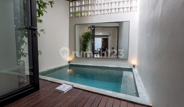 Modern Minimalist Villa Nestled In Berawa's Most Desirable Pocket