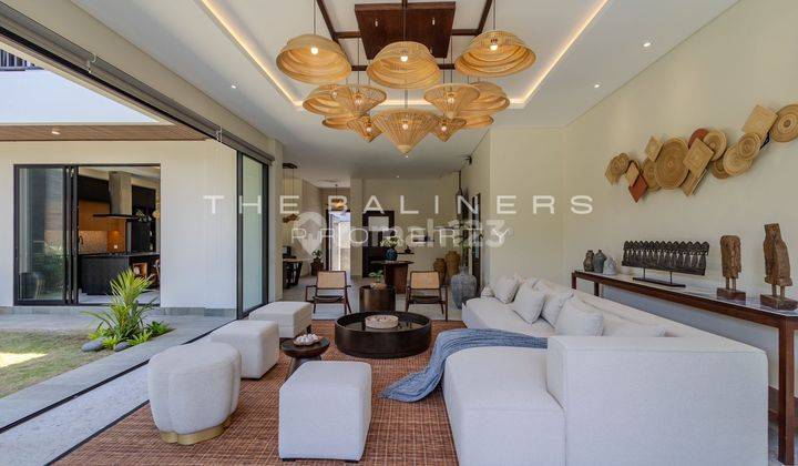 Luxurious Living In Ungasan Brand New Villa With Contemporary Touches 2