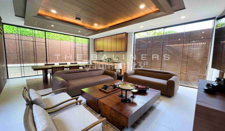 Spacious 4 Bedroom Villa In Kerobokan With Rice Field Views