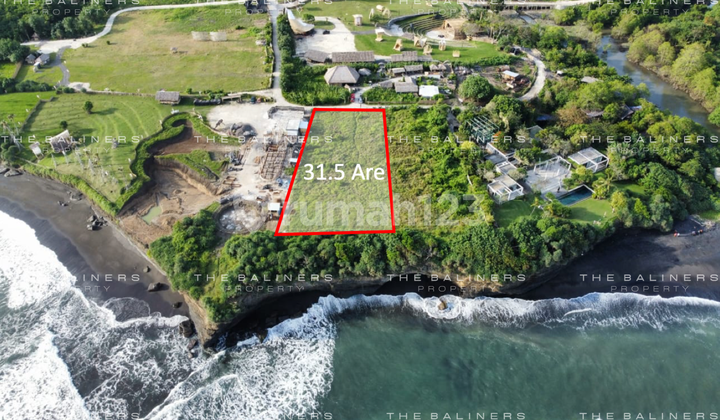 Extremely Rare Small Beachfront Plot 