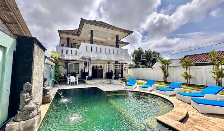 SPACIOUS 5-BEDROOM VILLA IN KUTUH WITH POOL AND GARDEN 1