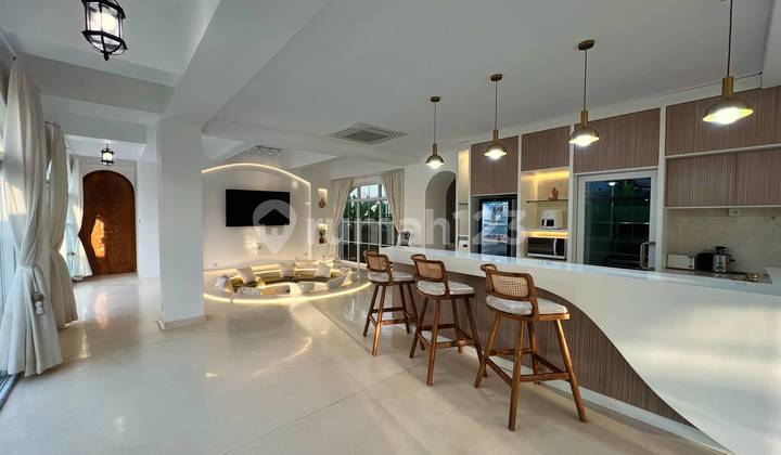 Mediterranean Meets The Tropics A Cemagi Beachside Masterpiece 2