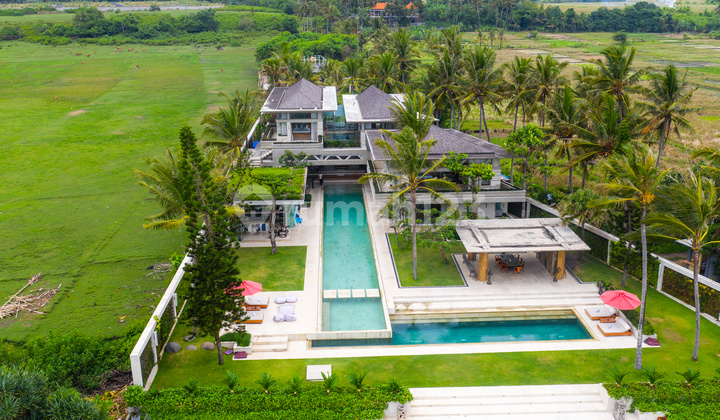 ONE OF A KIND BEACHFRONT VILLA IN TABANAN