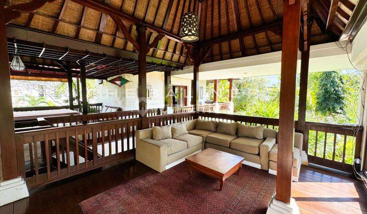 Urgent Sale Tropical Villa With Pool And Bale In Nusa Dua 2