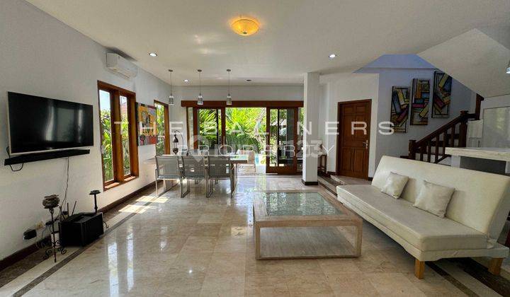 Modern Villa In Umalas With Spacious Design And Great Location 2