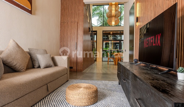 MODERN LOFT TOWNHOUSE IN SERENE CANGGU 2