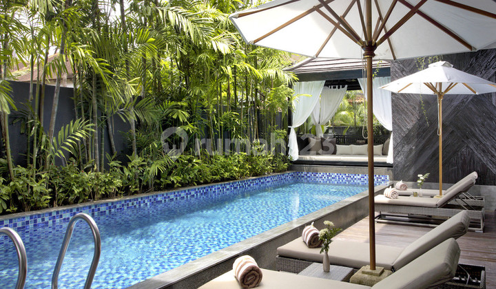 Luxurious Freehold 3 Bed Modern Contemporary Villa In Seminyak