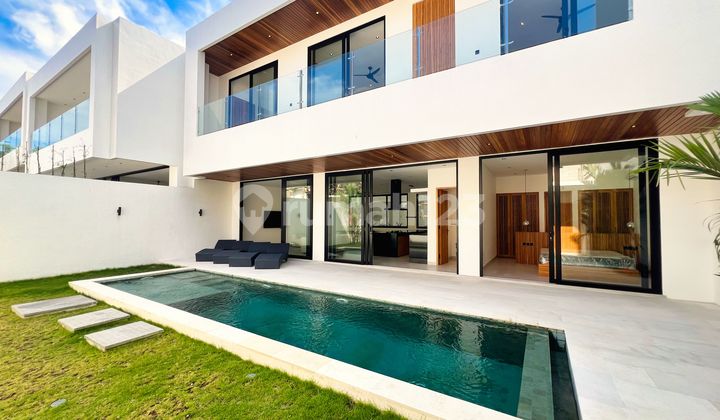 WHERE ELEGANCE MEETS SERENITY IN PERERENAN WHERE ELEGANCE MEETS SERENITY IN PERERENAN