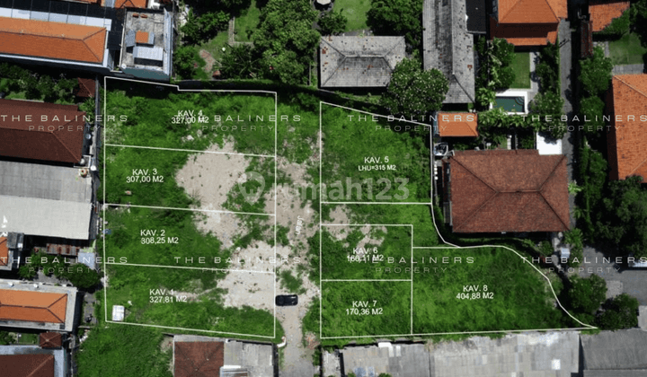 SPACIOUS KUTA LAND PLOTS READY FOR DEVELOPMENT 1