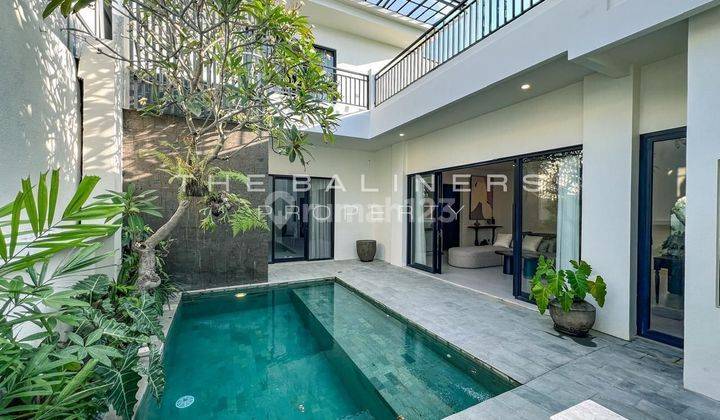 Modern 3 Bedroom Villa With Rooftop In Seminyak 1