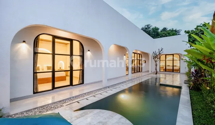 VILLA TENANG DENGAN PEMANDANGAN SAWAH DI LOKASI KELATING YANG DAMAI