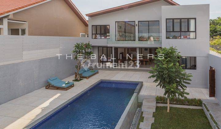 Contemporary 5 Bedroom Villa In Berawa With Stunning Views 1