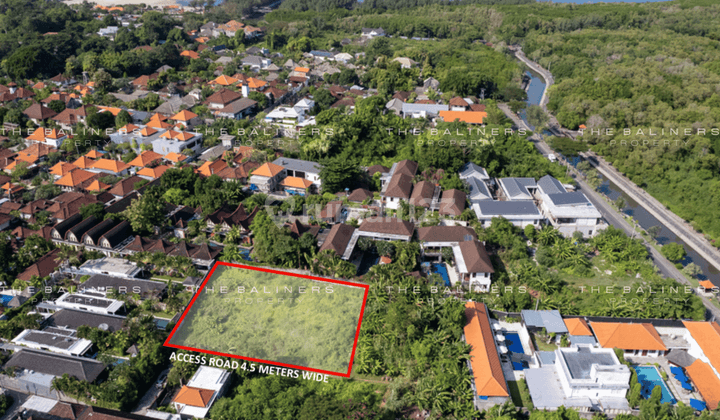 SPACIOUS RESIDENTIAL LAND OPPORTUNITY IN SANUR 2