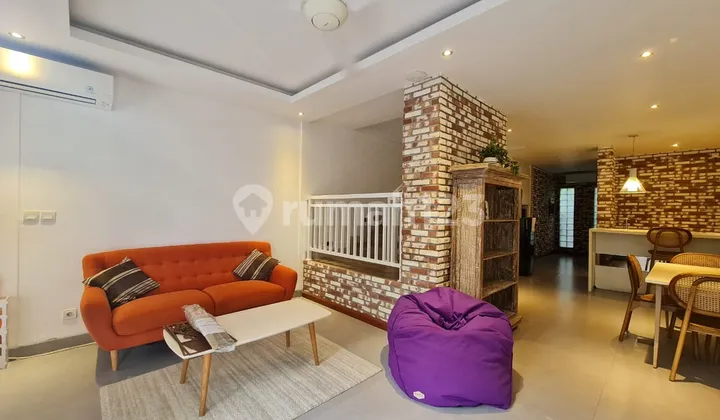 CONTEMPORARY VILLA IN SANUR WITH PRIVATE POOL AND BEACH PROXIMITY