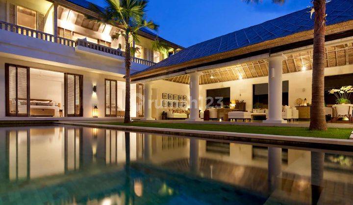 LUXURIOUS VILLA IN PRIME PETITENGET LOCATION 1