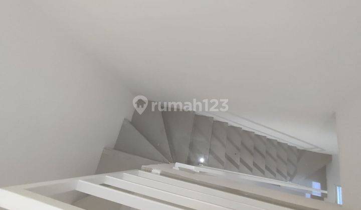 Rumah  di taruna seredang Kemayoran Jakarta pusat dekat PRJ dan stasiun Senen 9