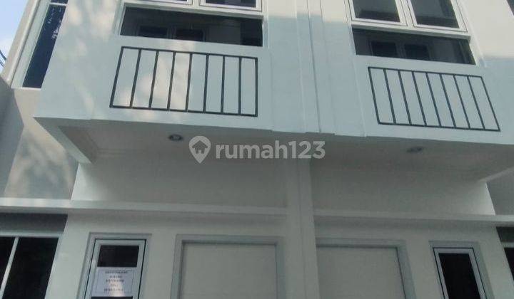 Rumah legalitas SHM di taman sari Jakarta pusat dekat pasar baru 1