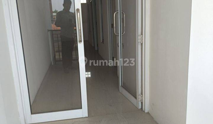 Rumah keren harga apartemen di jalan pemuda Rawamangun  2