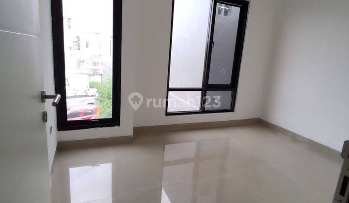 Di jual rumah minimalis SHM di dekat mall Bassura Jakarta timur  2