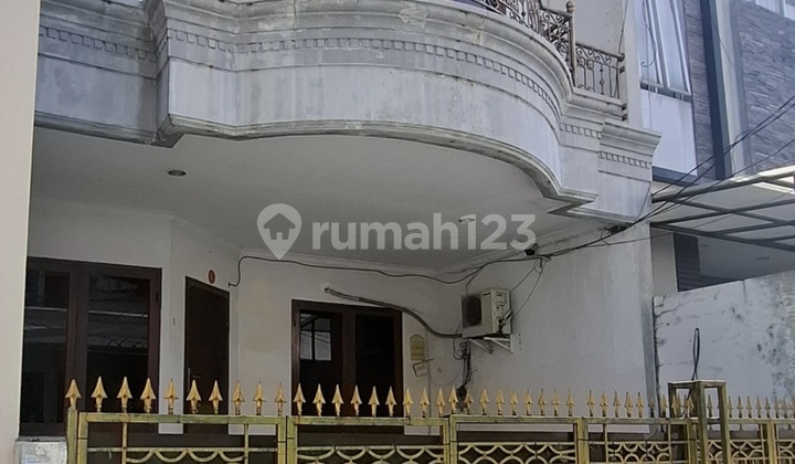 Rumah 2 Lantai,Dekat Kepasar,Bisa KPR, Sunter