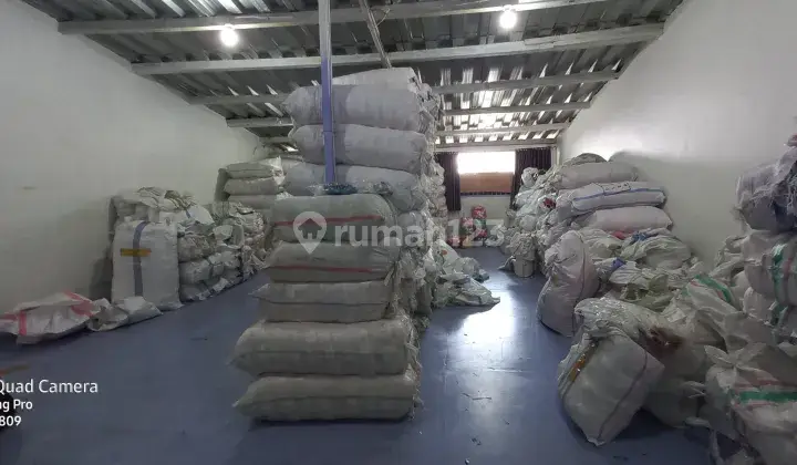 Gudang dan ruang usaha,Pejagalan 6