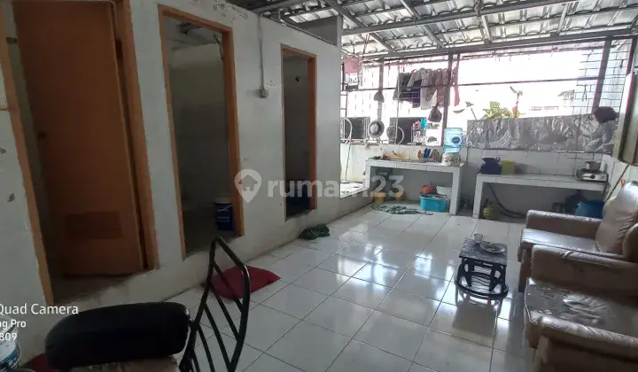Gudang dan ruang usaha,Pejagalan 7
