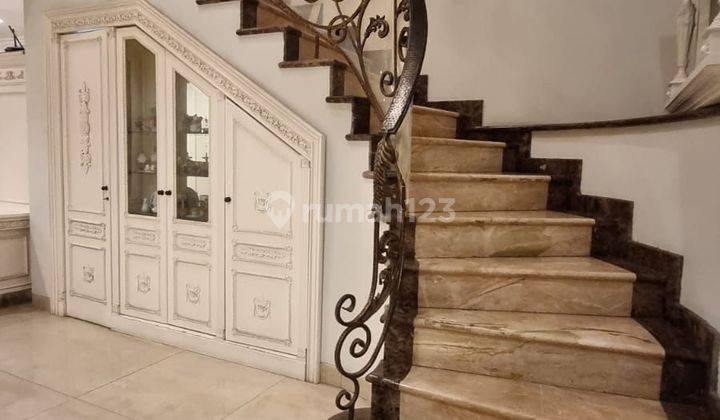 Rumah standar,interior mewah,semi furnished,Kartini 2
