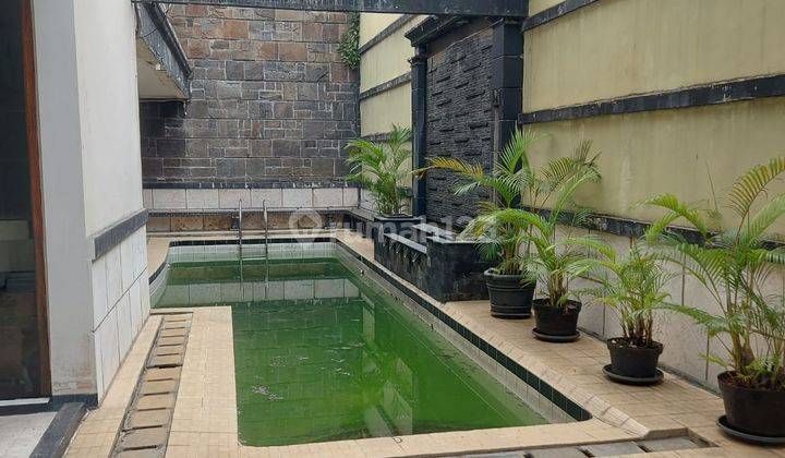 Rumah 2 Lantai,ada Kolam Renang,dalam Komplek, Kebayoran Lama 2