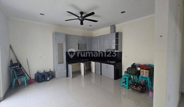 Rumah Green Lake City 2 Lantai Sudah Renovasi Full Bangunan 2