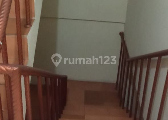 Dijual Cepat Ruko 4 Lantai Di Jalan Raya Serpong