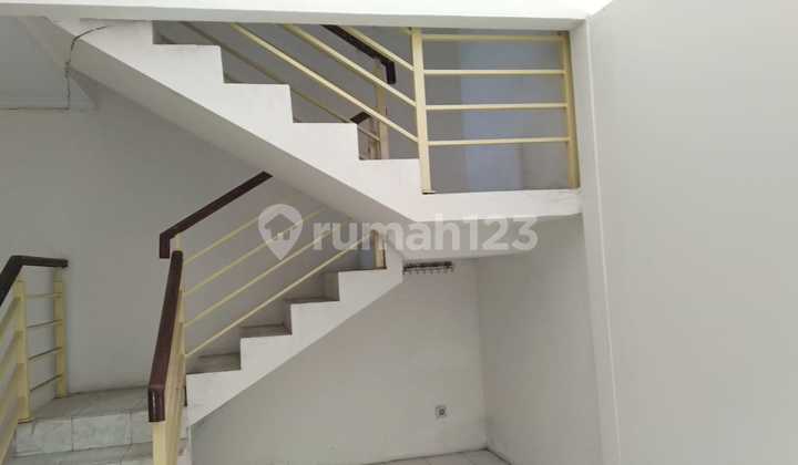 Dijual Cepat Rumah Citra 5 Luas 128m2 Hadap Timur 2