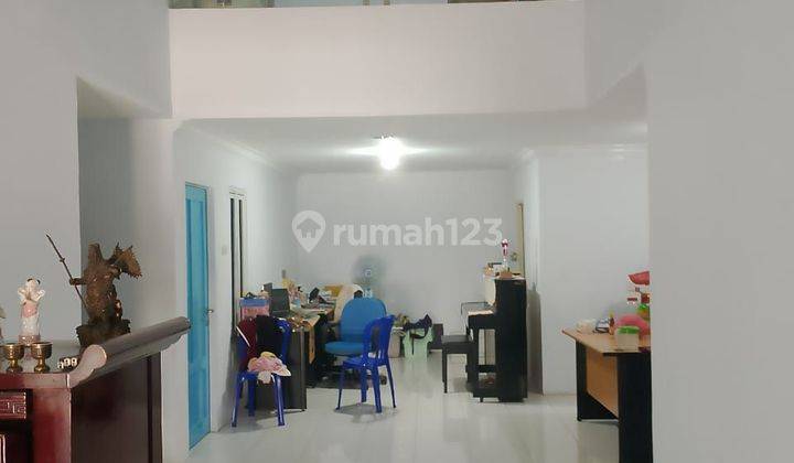 Dijual Rumah di Citra Garden 5 3 Lantai SHM Sudah Renovasi 1