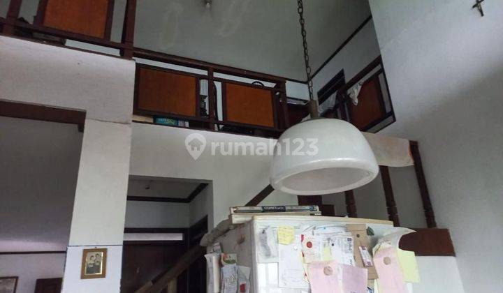 Rumah 2 lantai di jl angsana tomang  SHM lokasi strategis 1