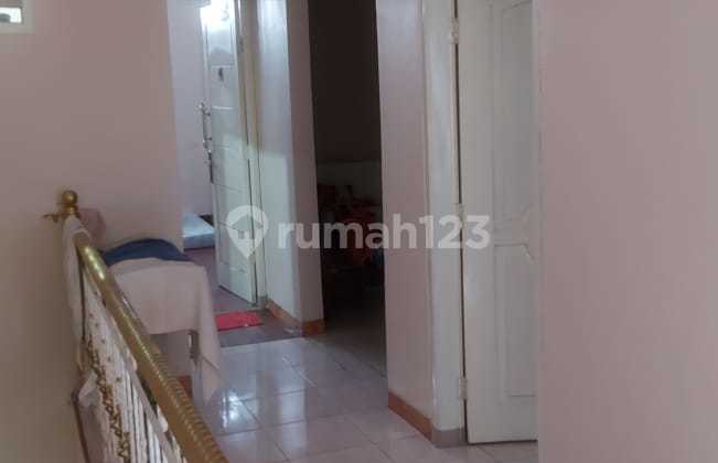 Dijual Murah Rumah 3 Lantai di Metland Puri Hadap Timur 2