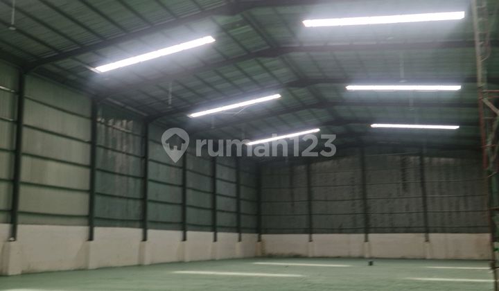 Disewakan Gudang di Sepatan Luas 5000 M2 Lokasi Jalan Besar