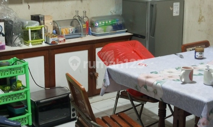 Dijual Rumah 2 Tingkat di Tanah Sereal Tambora Jakarta Barat