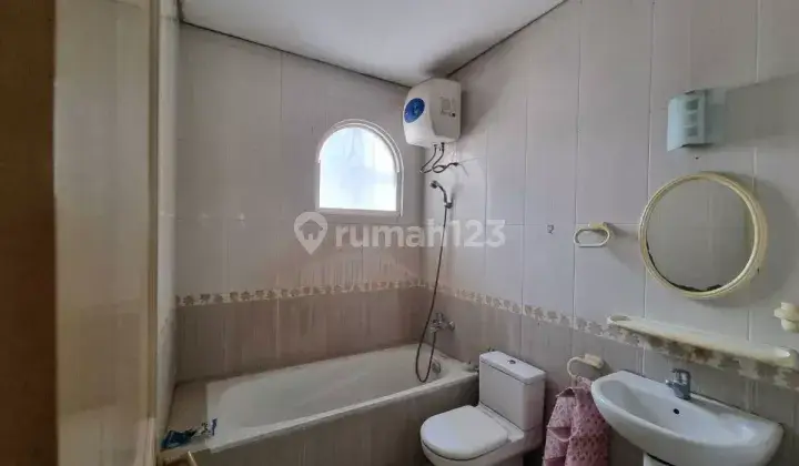 Rumah Pik 1 Termurah Semi Furnish 2 Lantai Luas Tanah 144m2 2