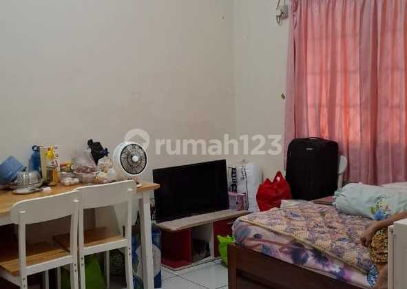 For Sale House in Kosambi Baru Hoek Housing, 299M2 Area, Rare Opportunity. 2