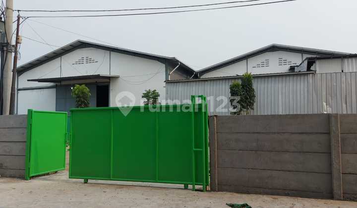 Spacious Warehouse for Sale in Sigma Kartika - Suitable for Industry, Strategic Location, Best Price 3.4 B Spacious Warehouse for Sale in Sigma Kartika - Suitable for Industry, Strategic Location, Best Price 3.4 B
