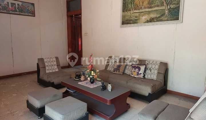 Rumah Luas Cocok Untuk Usaha Strategis di Jalan Siwalan 2