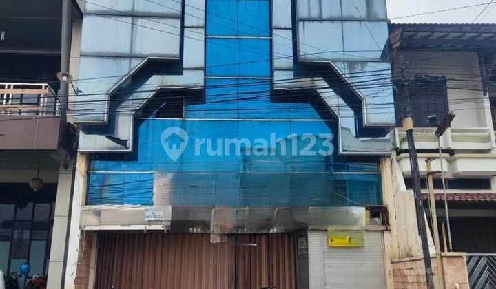 Ruko Untuk Usaha Strategis Siap Huni di Pringgading 1