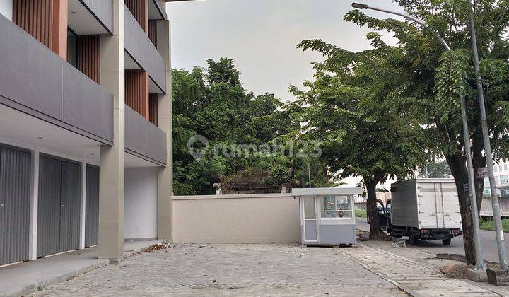 Ruko Premium Promenade 3 Lantai Pondok Tjandra 6